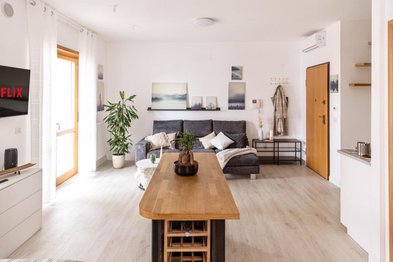 Lejlighed Loft Con Terrazzo - 3 Min Dalle Autostrade By Followgreenhouserome Rom