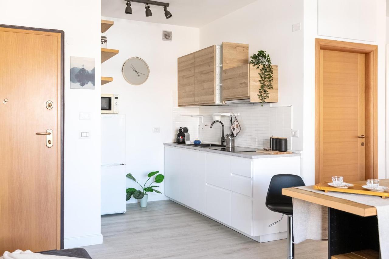 Loft Con Terrazzo - 3 Min Dalle Autostrade By Followgreenhouserome Lejlighed *