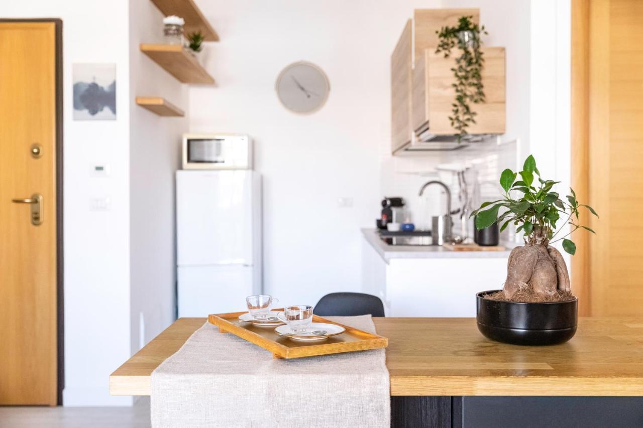Loft Con Terrazzo - 3 Min Dalle Autostrade By Followgreenhouserome Lejlighed *